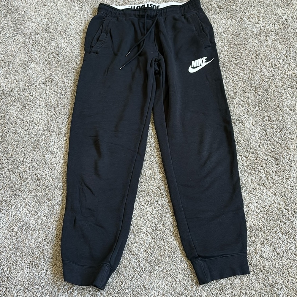Nike joggers